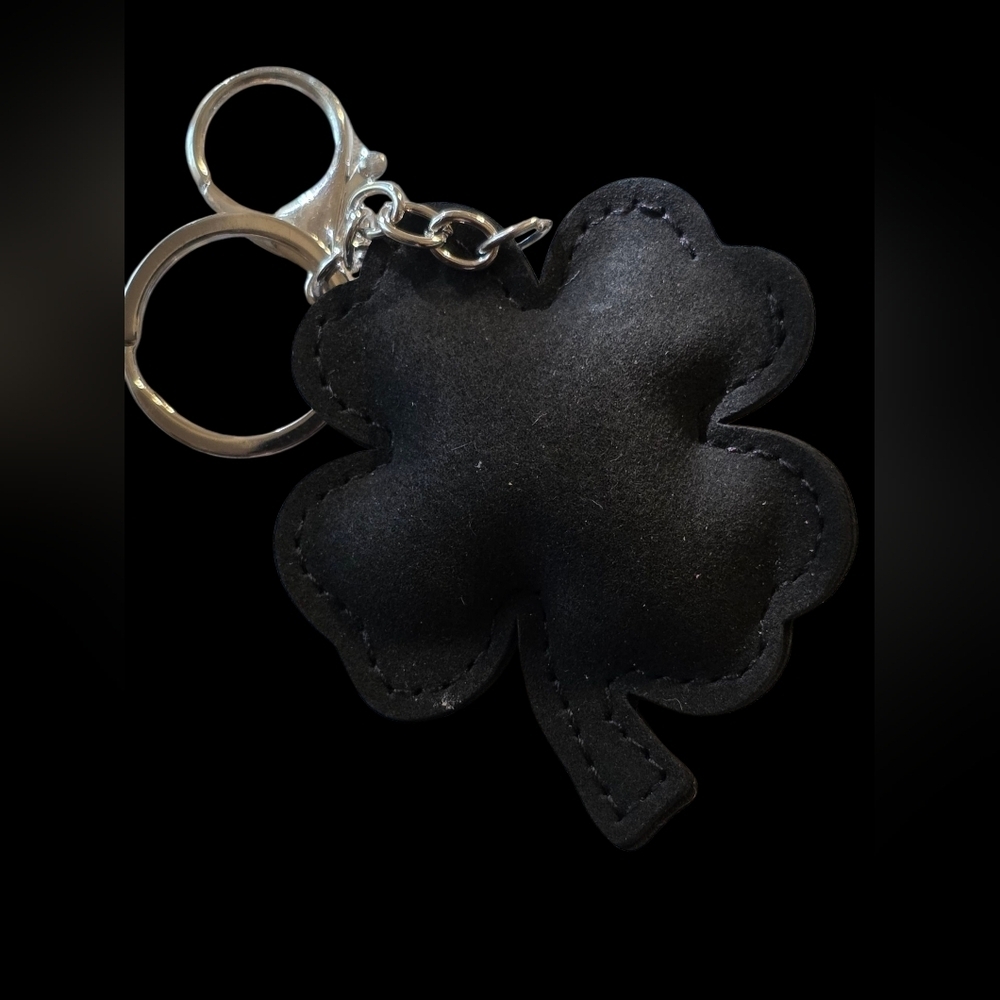 Black Ombre Rhinestone Clover– Sparkly Bling Bag Charm And Keychain - Picture 2 of 2